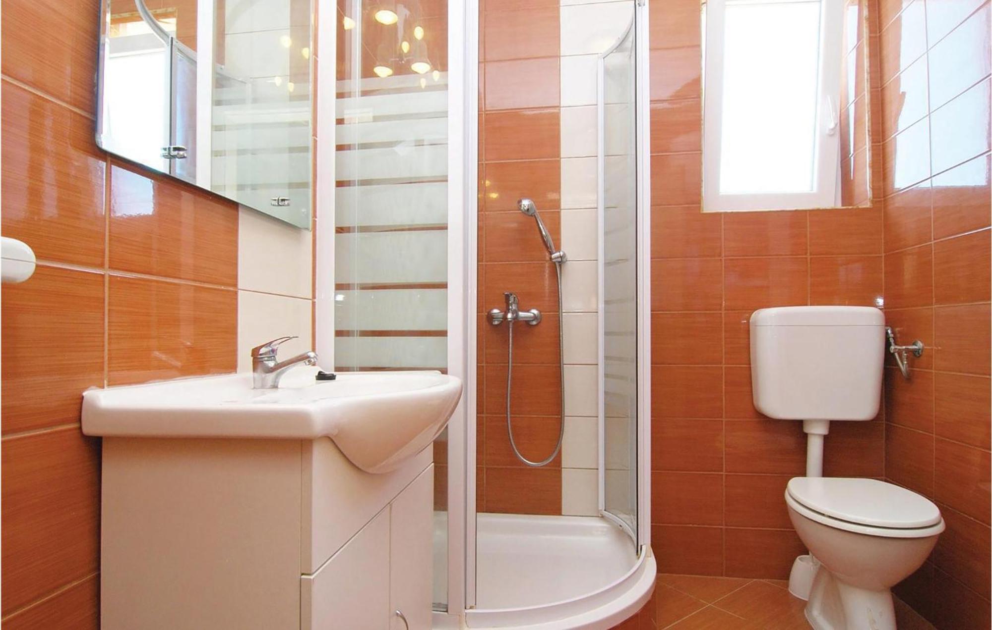 2 Bedroom Nice Apartment In Vir Exterior foto